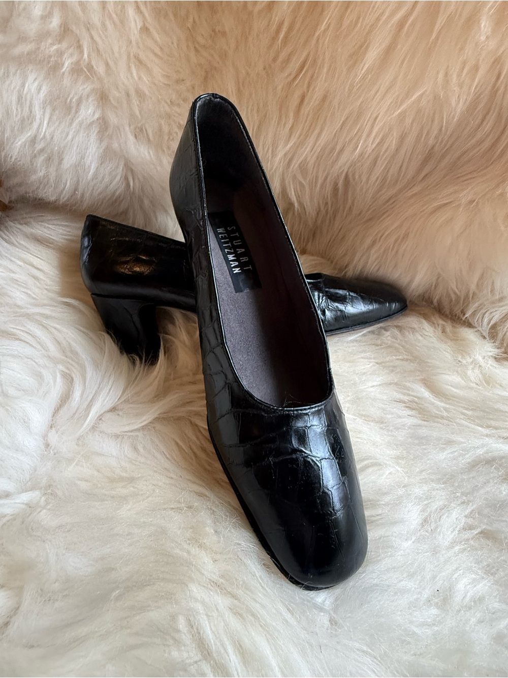 Vintage Stuart Weitzman Black alligator Embossed Block Heel Pumps